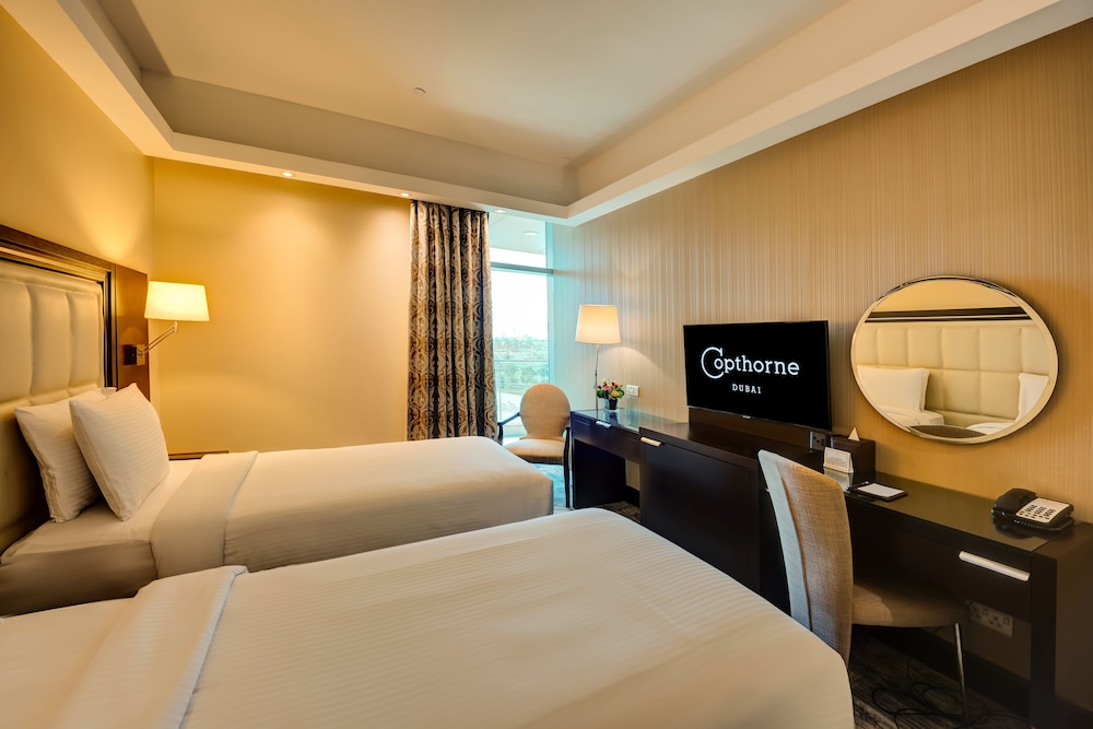 Superior Room, 2 Twin Beds (Creek view)