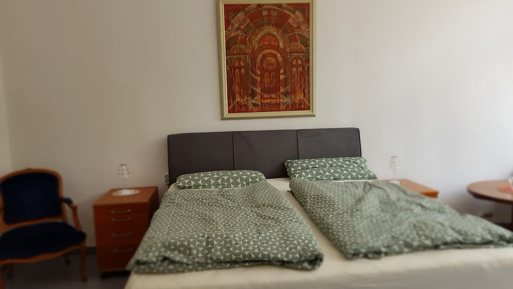 Deluxe Apartment, Accessible, Private Bathroom photo 1