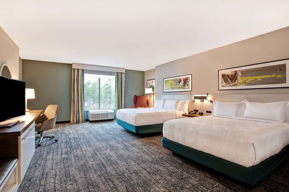 Room, 2 Queen Beds, Accessible, Bathtub photo 3