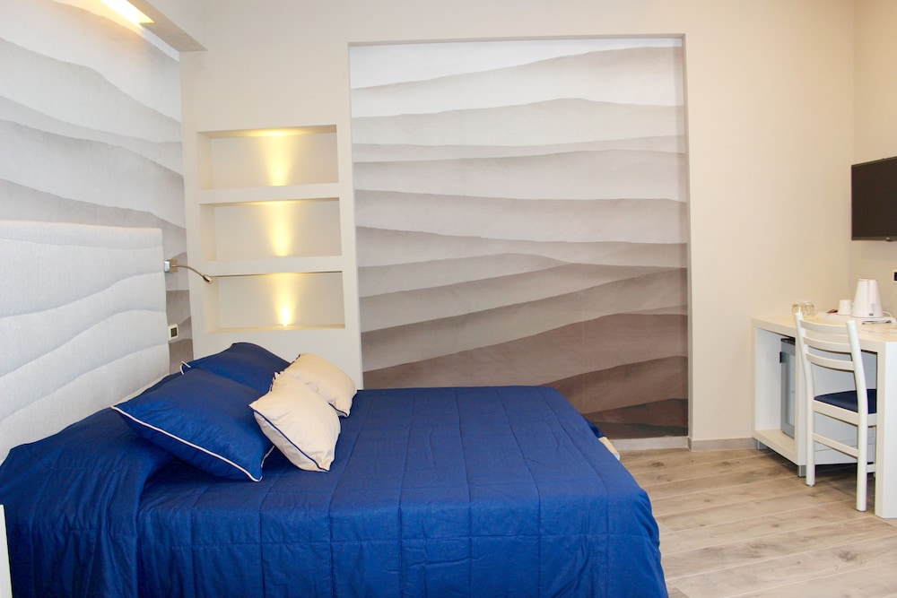 Deluxe Double Room, Non Smoking, Sea View - Photo 27