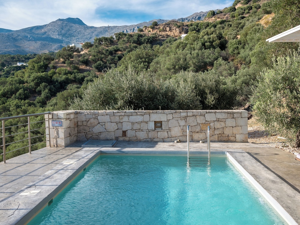 Villa, 2 Bedrooms, Private Pool, Sea View photo 3