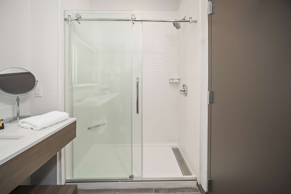 Suite, 2 Queen Beds, Non Smoking, Kitchen (Full Kitchen)