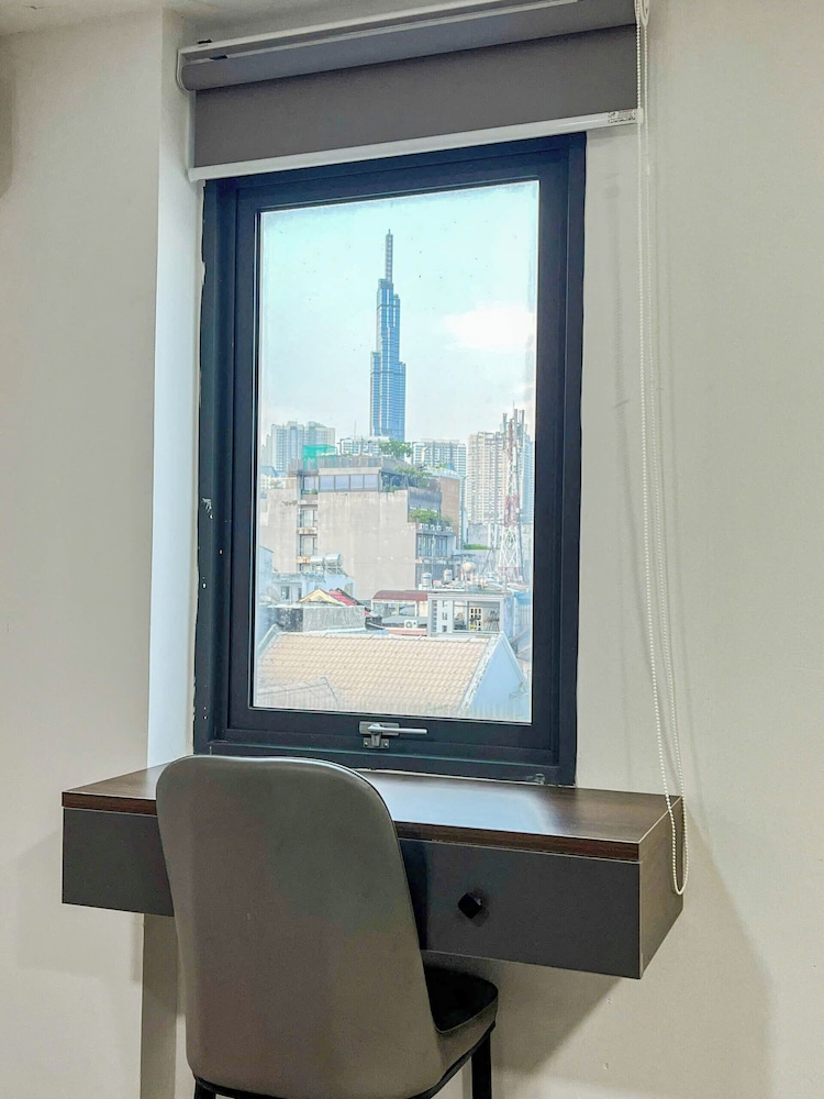 Basic Apartment, Balcony photo 2