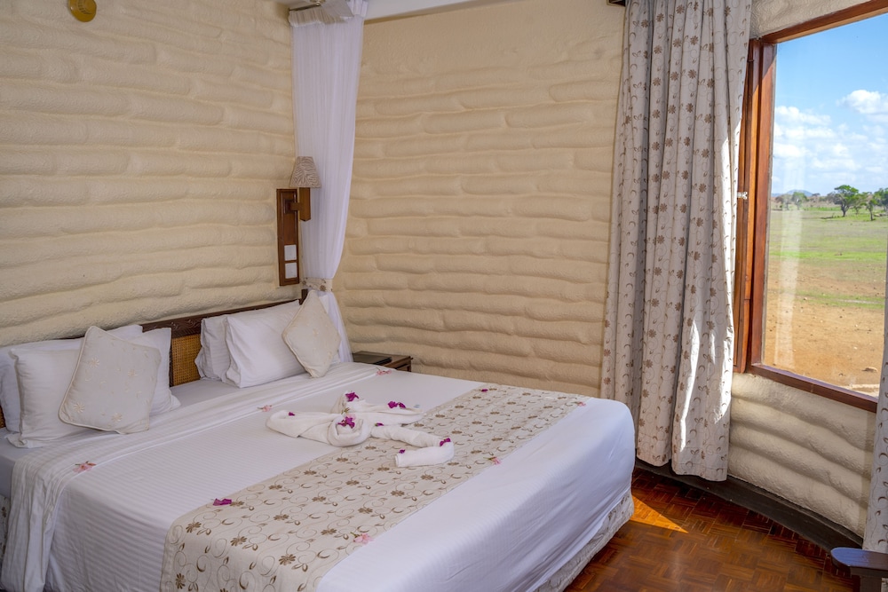 Standard Double or Twin Room - Photo 1