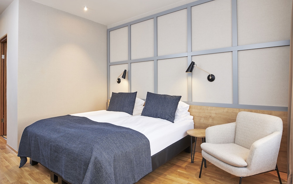 Standard Double or Twin Room photo 2