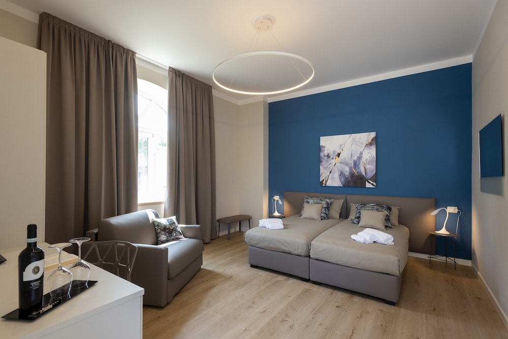 Standard Double or Twin Room photo 1