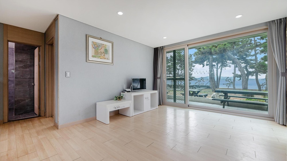 Basic Room, 1 Bedroom (Nusadua 102)