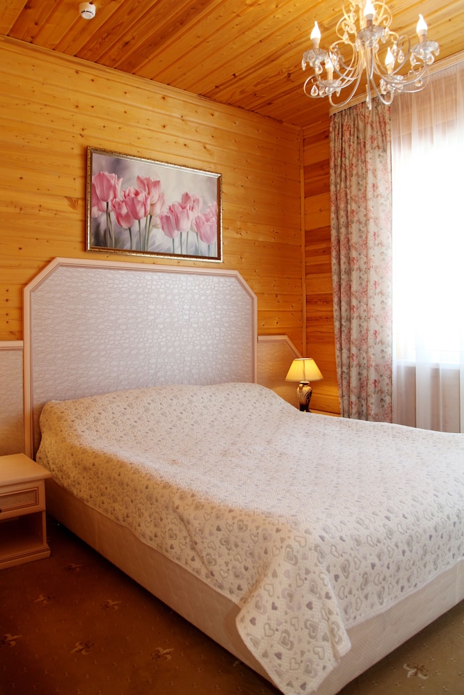 Standard Double Room (Wooden Cottage) photo 1