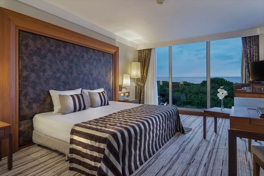 Suite, 1 King Bed