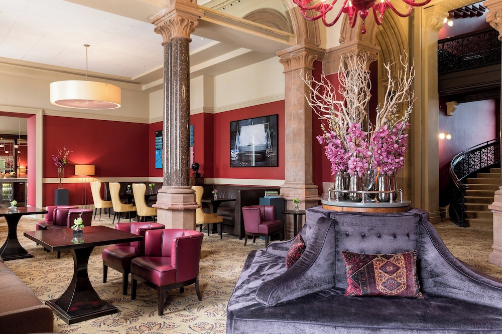 Grand Suite, 1 King Bed (Grand Junior, Chambers Club) thumbnail 6