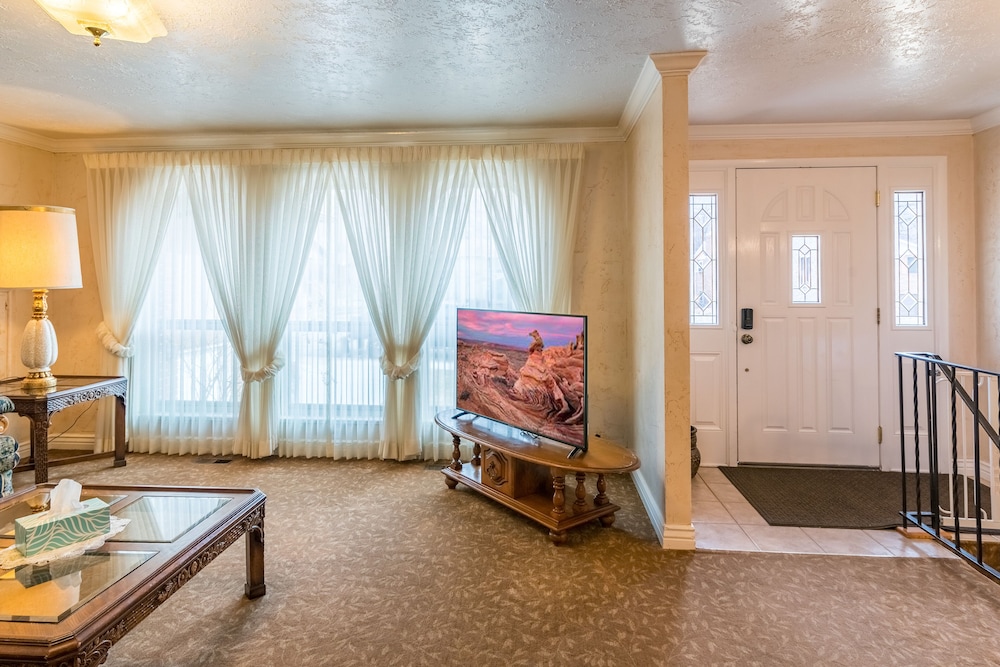 Classic Apartment photo 3