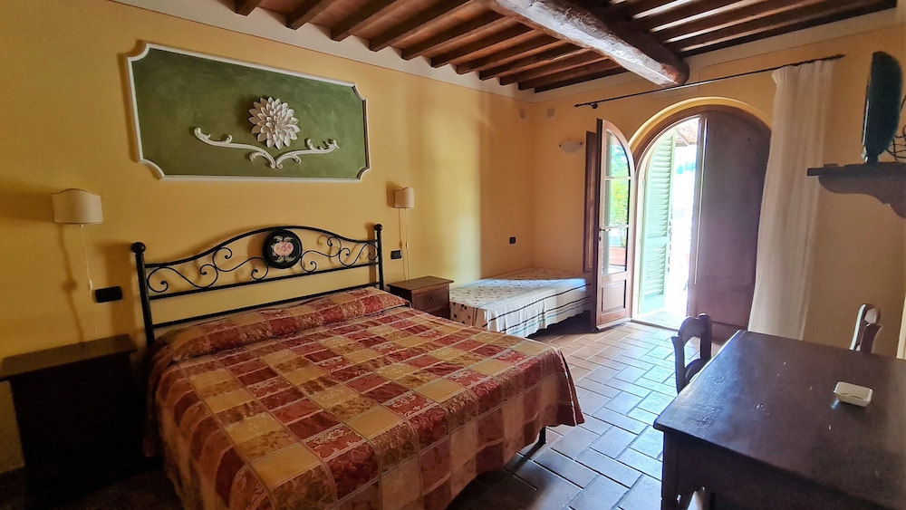 Superior Triple Room - Photo 1