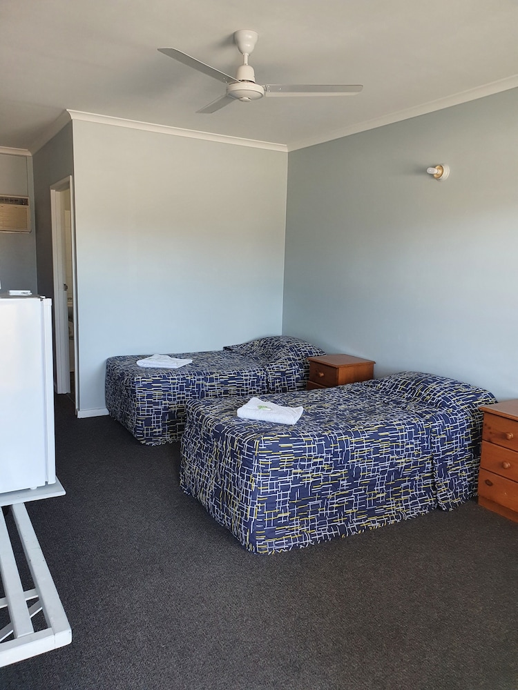 Standard Twin Room photo 1