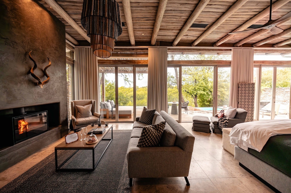 Superior Villa photo 3