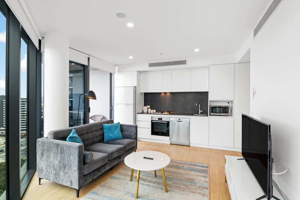 1 Bedroom Apartment - Photo 12