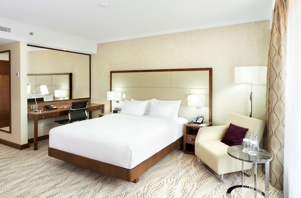 King, Suite, 1 Bedroom photo 1