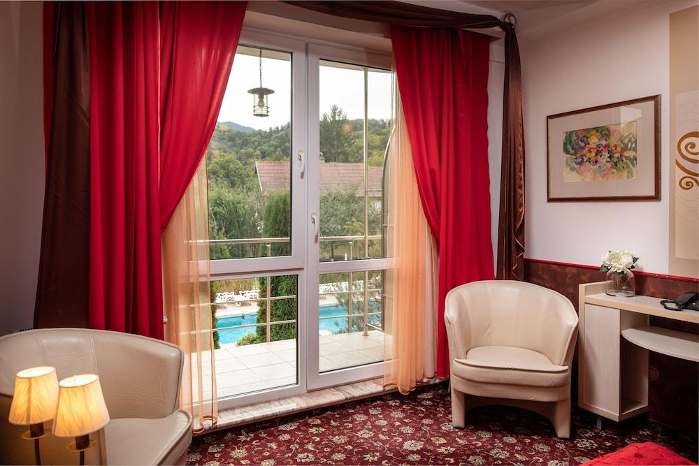 Superior Double Room, Balcony - Photo 2