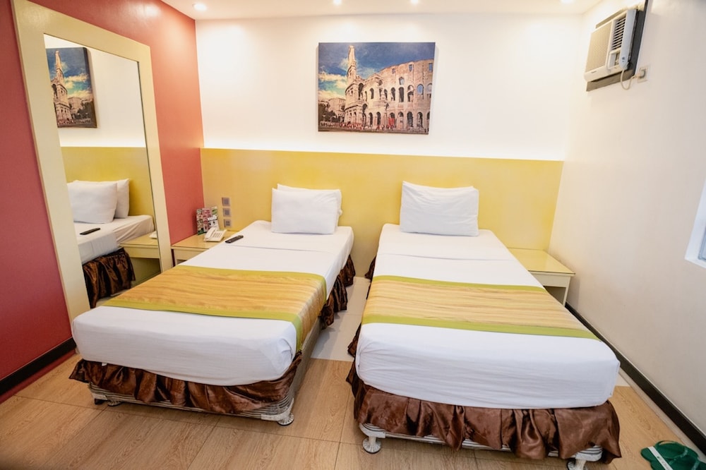 Standard Twin Room, 2 Twin Beds - Photo 5