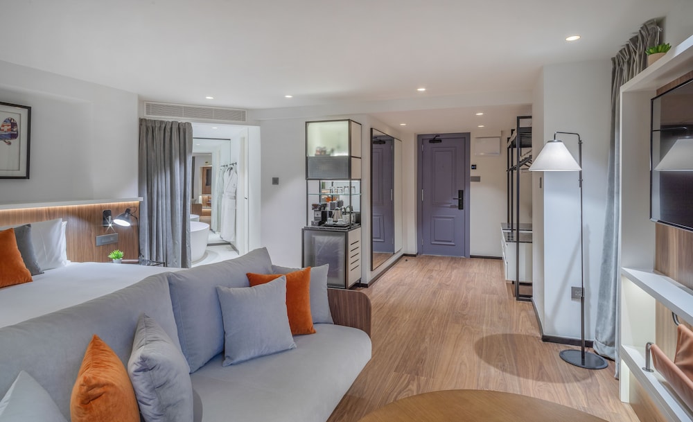 The Level, Junior Suite with Executive Lounge Access (2+2)