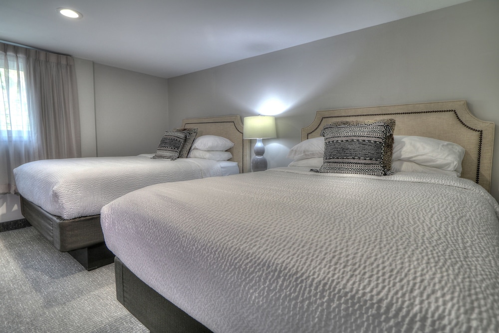Family Suite, 2 Bedrooms, Kitchen (Private Balcony) photo 1