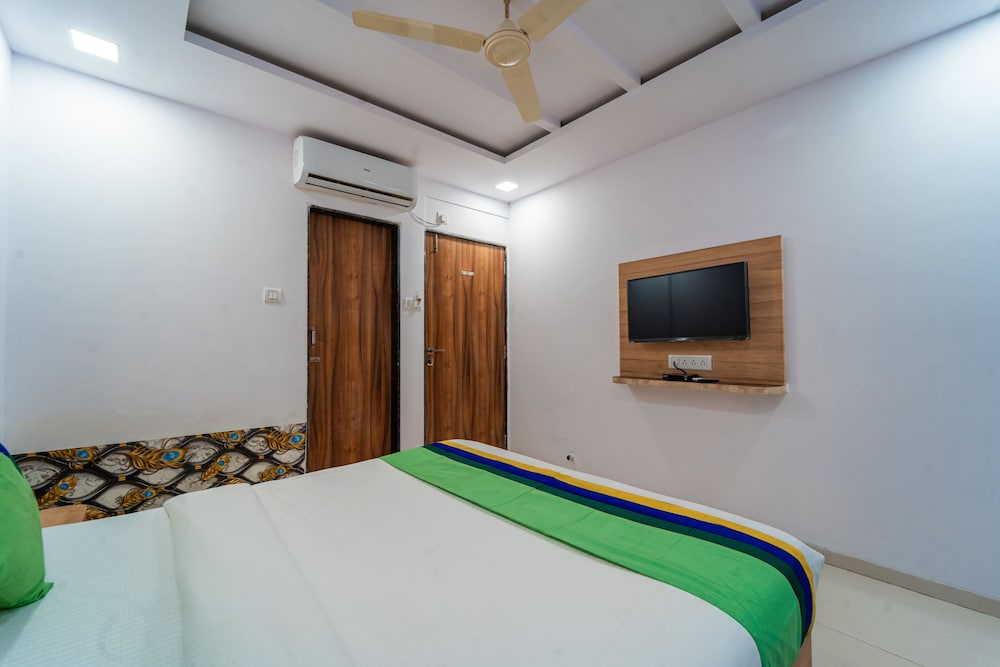 Deluxe Double Room photo 3