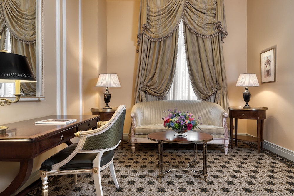 Deluxe Suite, 1 Bedroom, Courtyard View
