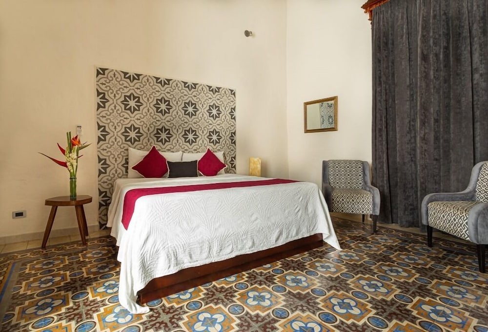 Master Suite photo 2