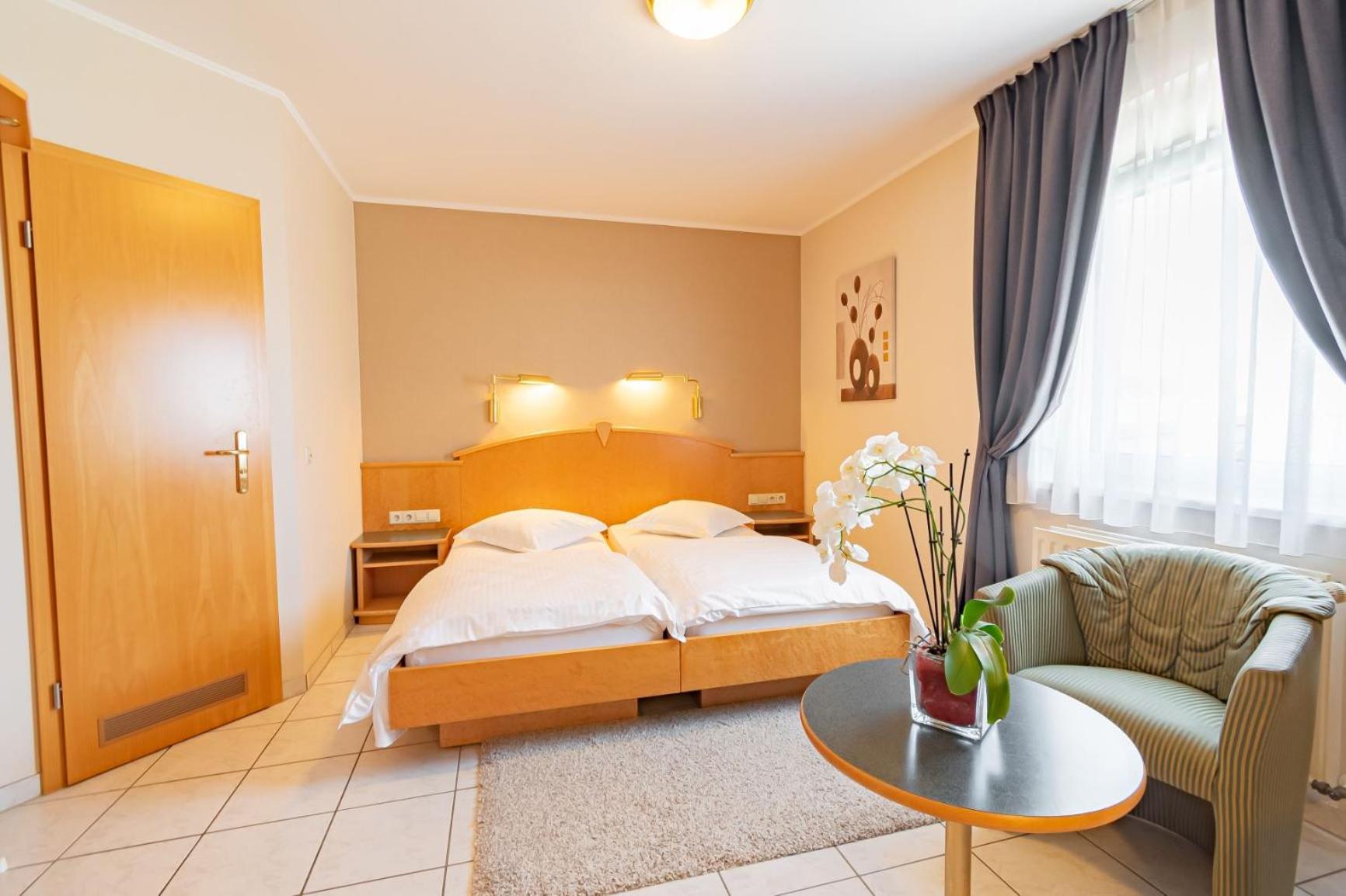 Standard Twin Room photo 1