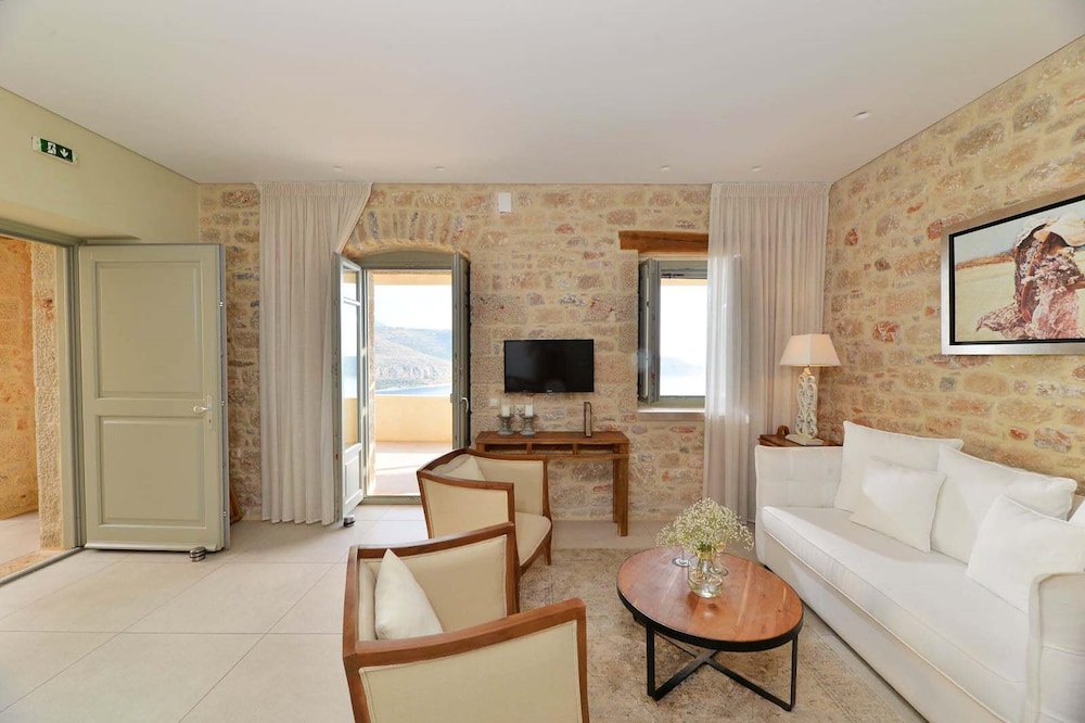 Junior Suite, Sea View - Photo 8