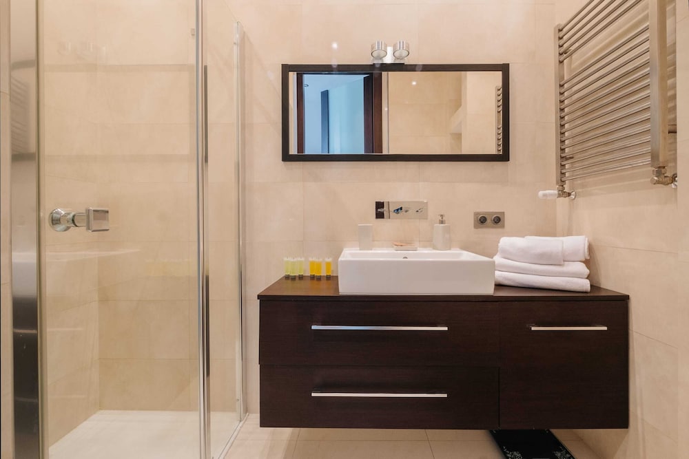 Superior Apartment - Photo 22