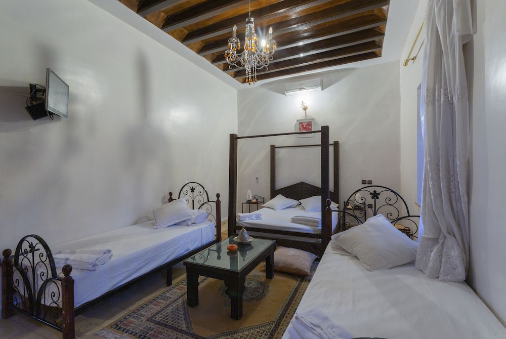 Standard Quadruple Room photo 2