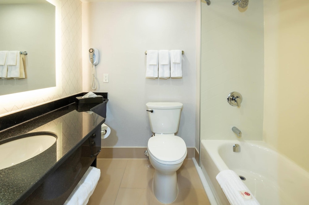 Room, Non Smoking - Photo 4