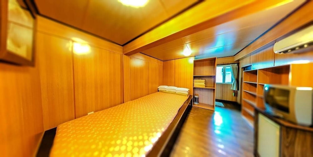 Comfort Room photo 2