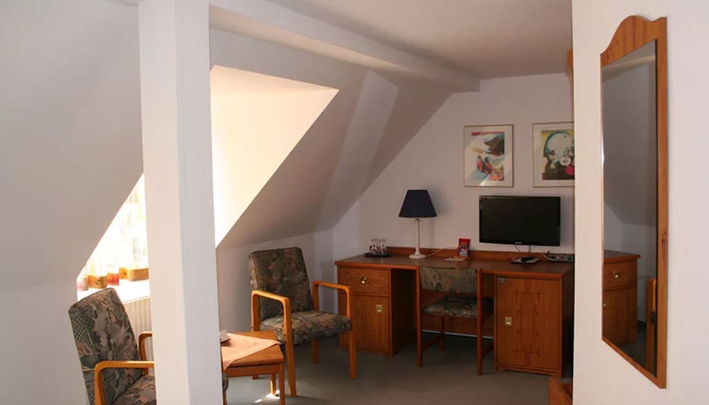 Double Room - Photo 2