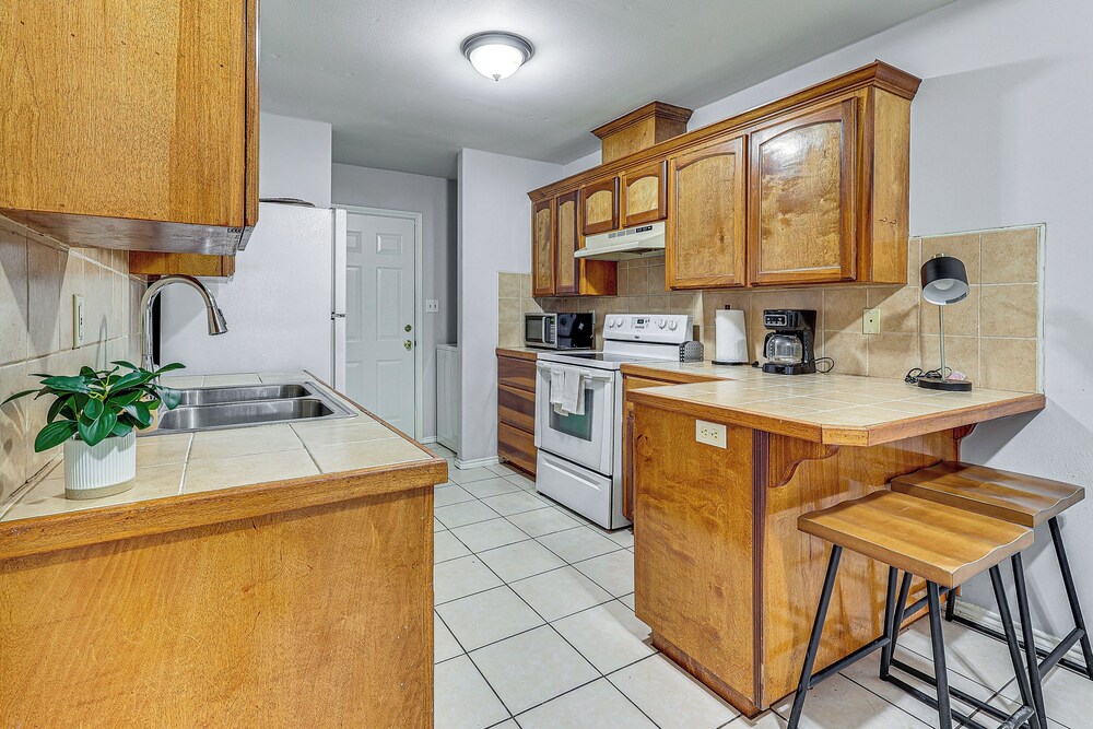 Apartment (2 Bedrooms) photo 2