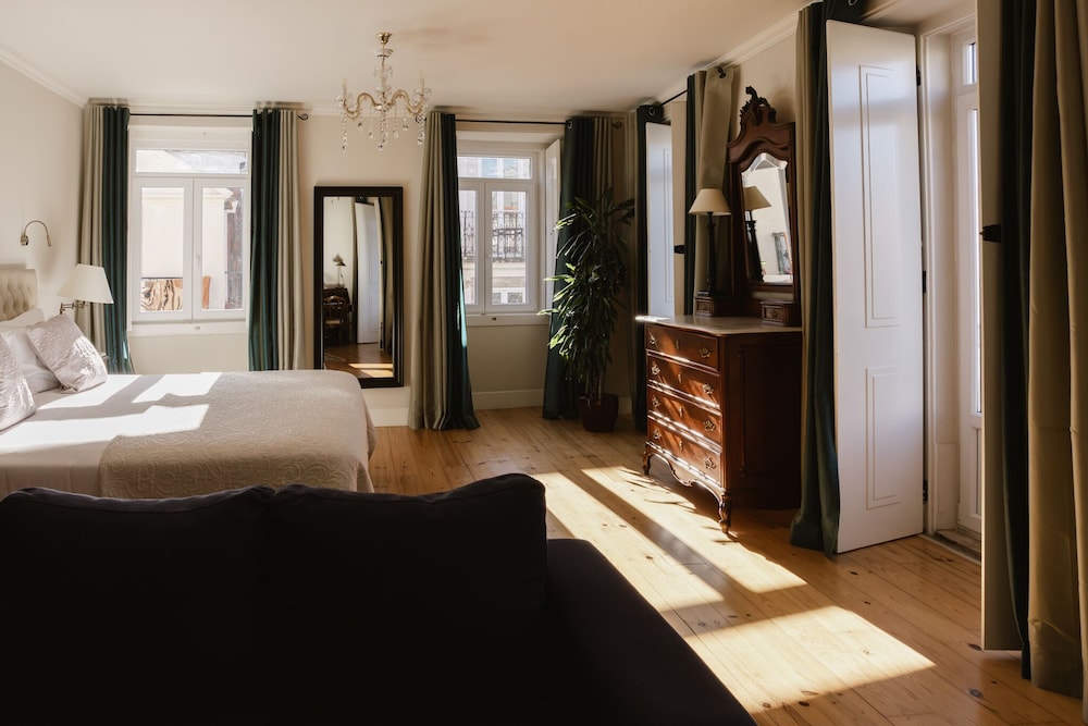 Suite, Park View