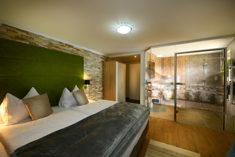 Double Room, Mountain View photo 2