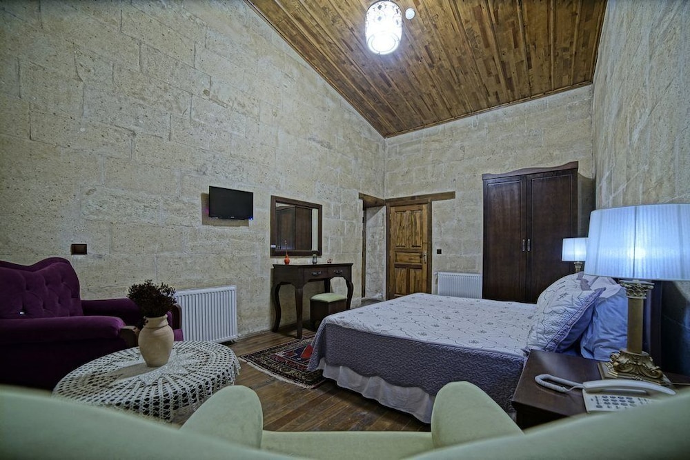 Standard Double Room photo 2