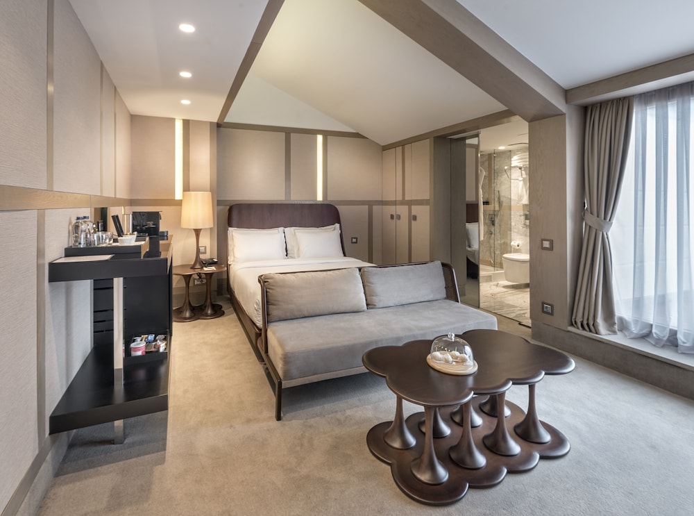Deluxe Suite, Terrace photo 3