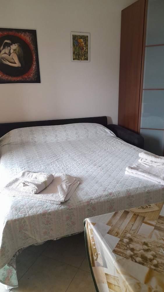 Basic Double Room, Non Smoking, Sea View photo 1