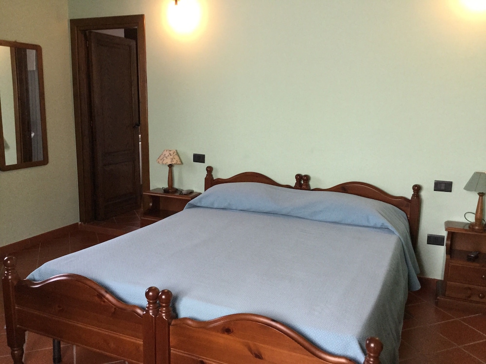 Standard Double Room photo 2