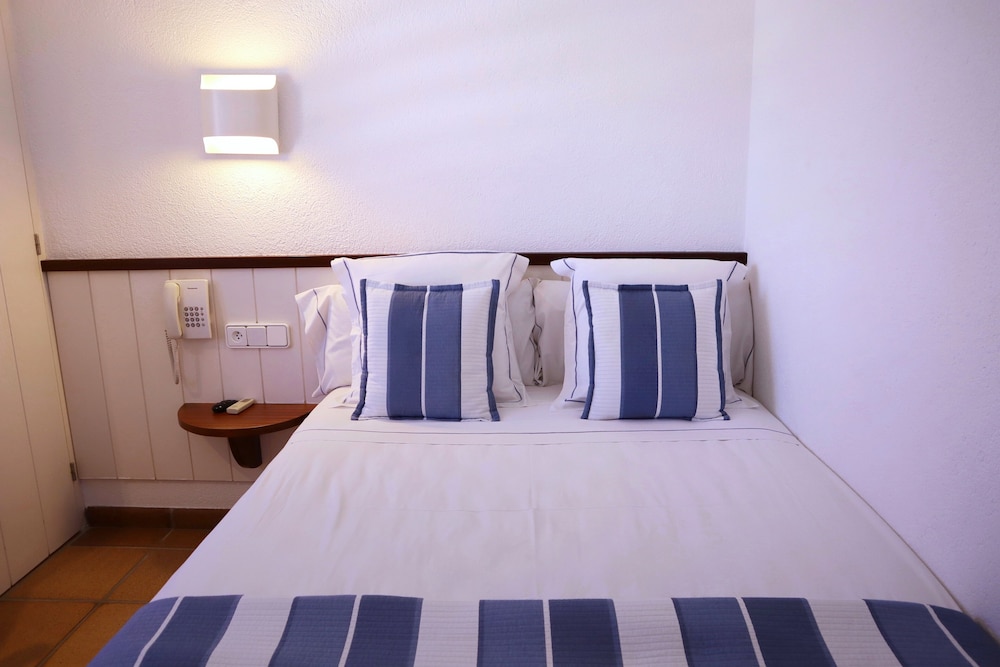 Standard Room photo 2