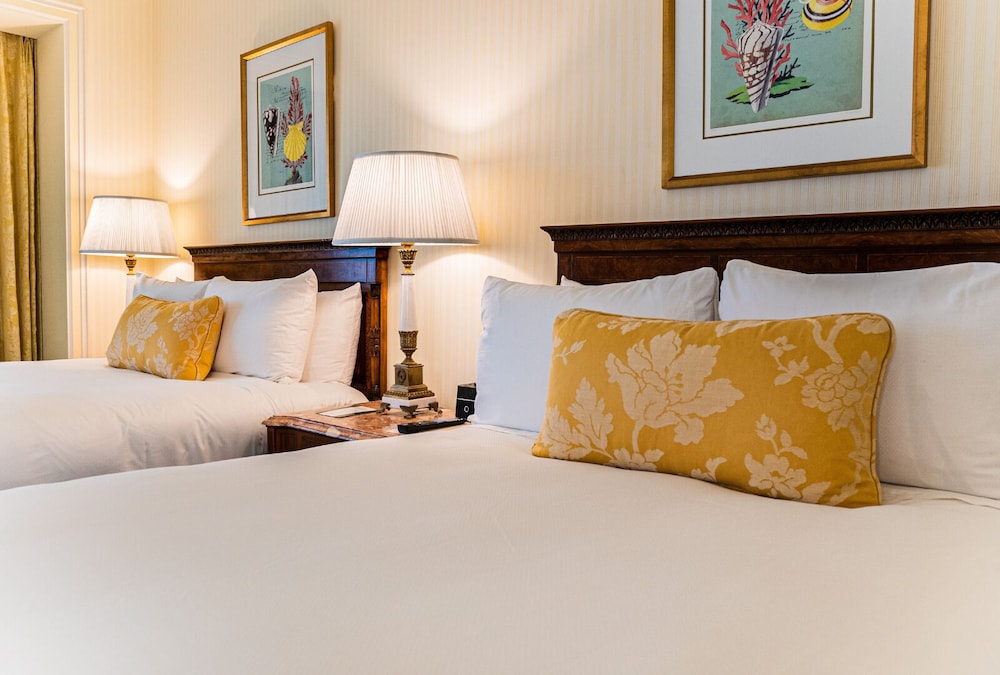 Premier Room Double Beds - Photo 2