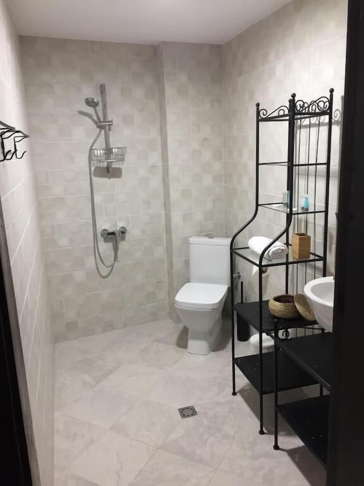 F-Romantic Double Room, River View photo 3