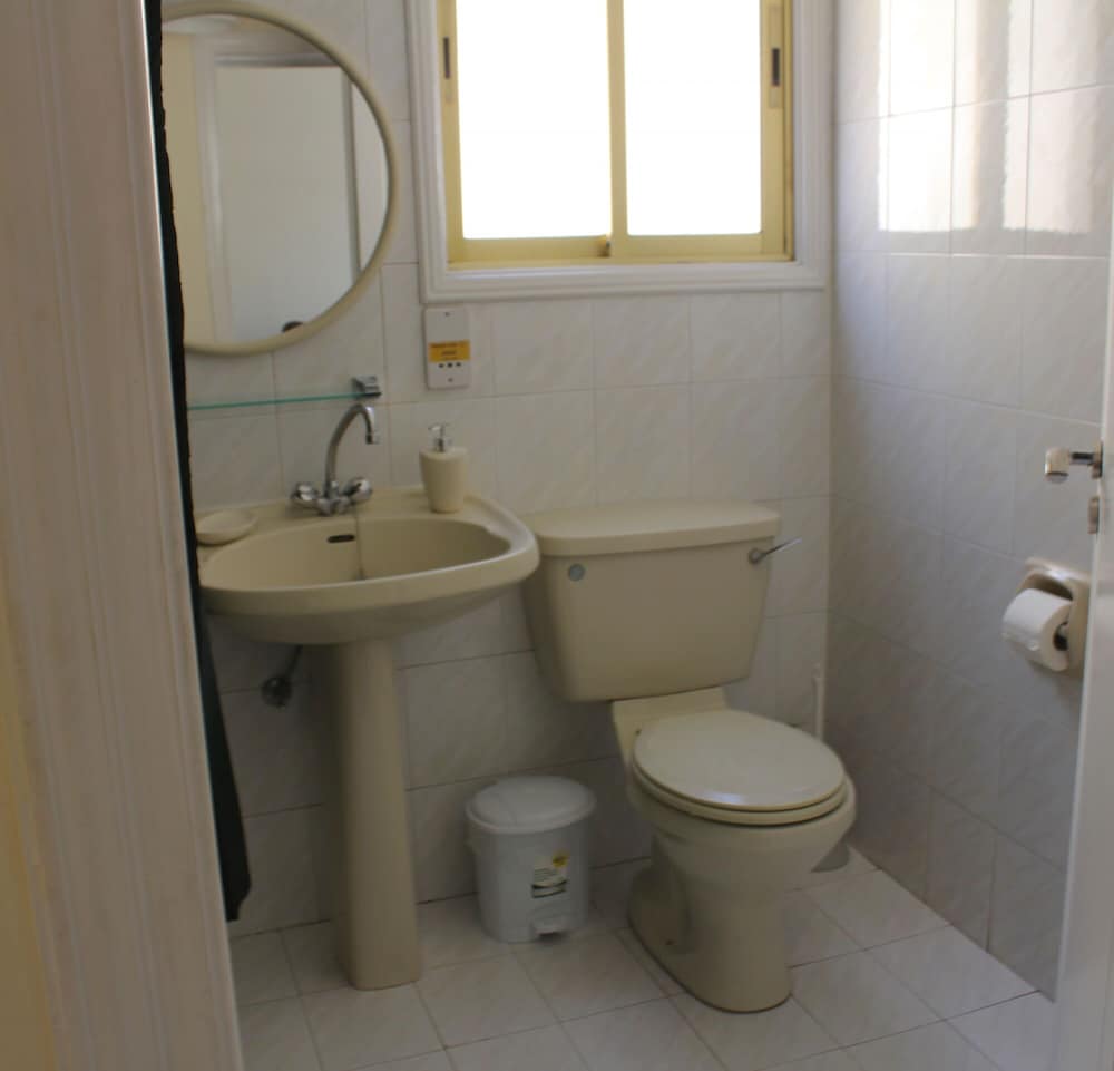Family Apartment, 2 Bedrooms (N) photo 3