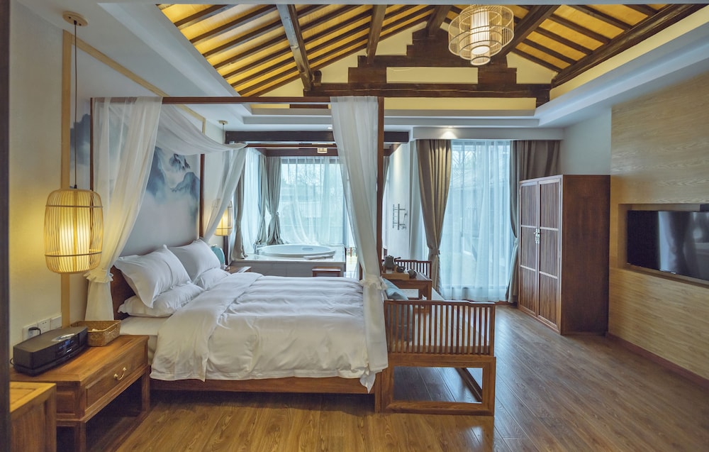 Superior Double Room, Mountain View photo 2