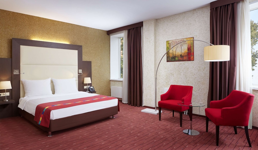 Suite, 1 Bedroom photo 1