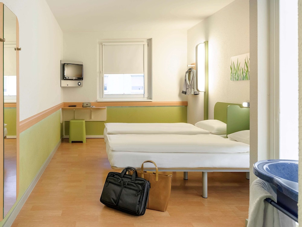 Double Room, Multiple Beds