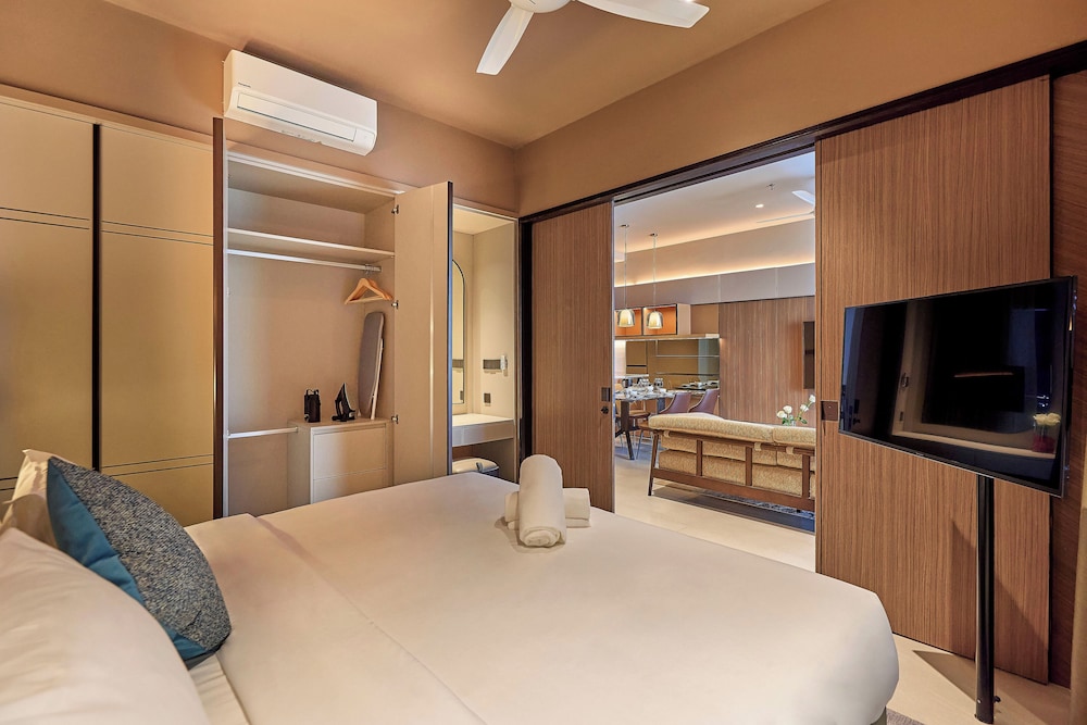 Suite, 2 Bedrooms, Mountain View