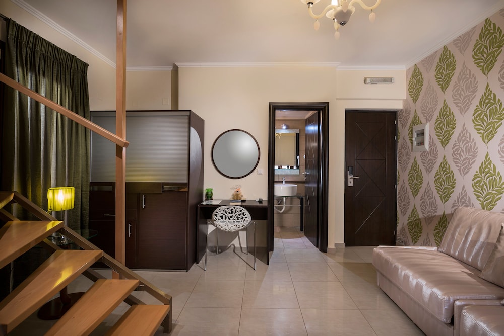 Family Quadruple Room photo 3